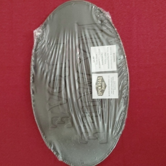 NWT Set of 2 Metal Gone Fishing Novelty Signs Home Decor - Picture 3 of 7